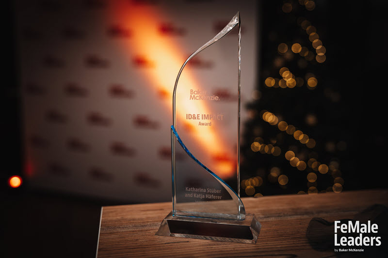 FeMale Leaders award